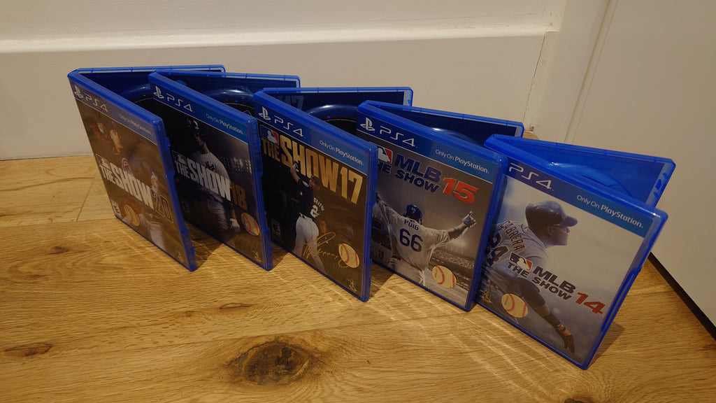 MLB The Show Bundle PS4